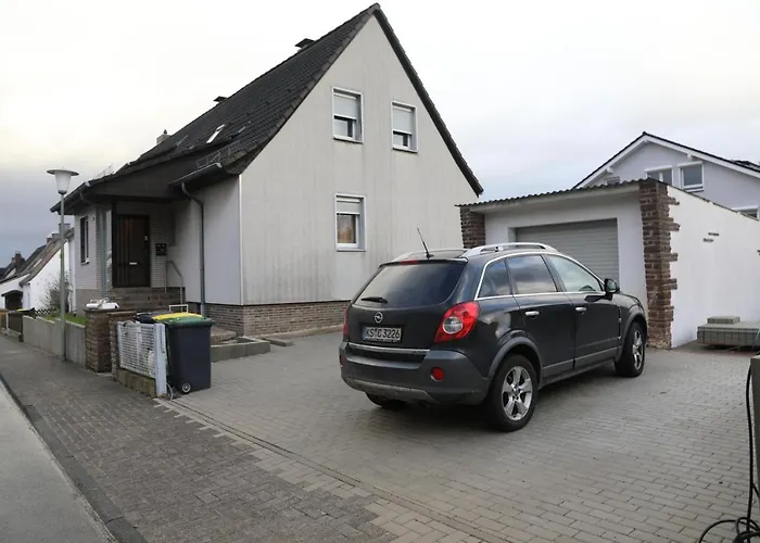 Апартаменты Ferienwohnung Kassel *